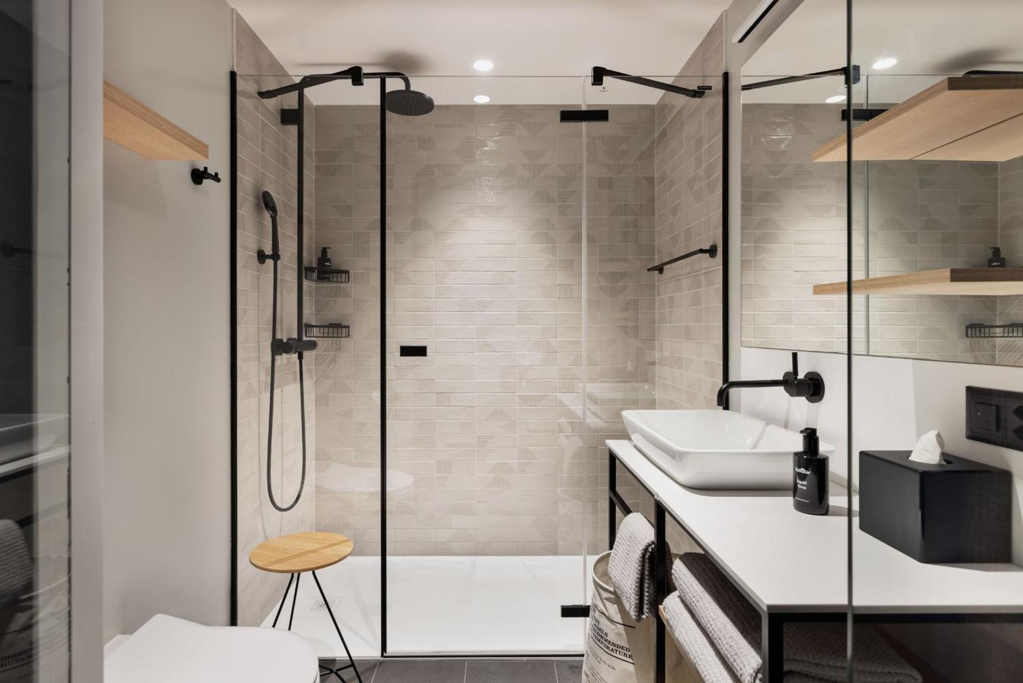 Stay Kooook Geneva City - Online Check In New Opening Eksteriør billede